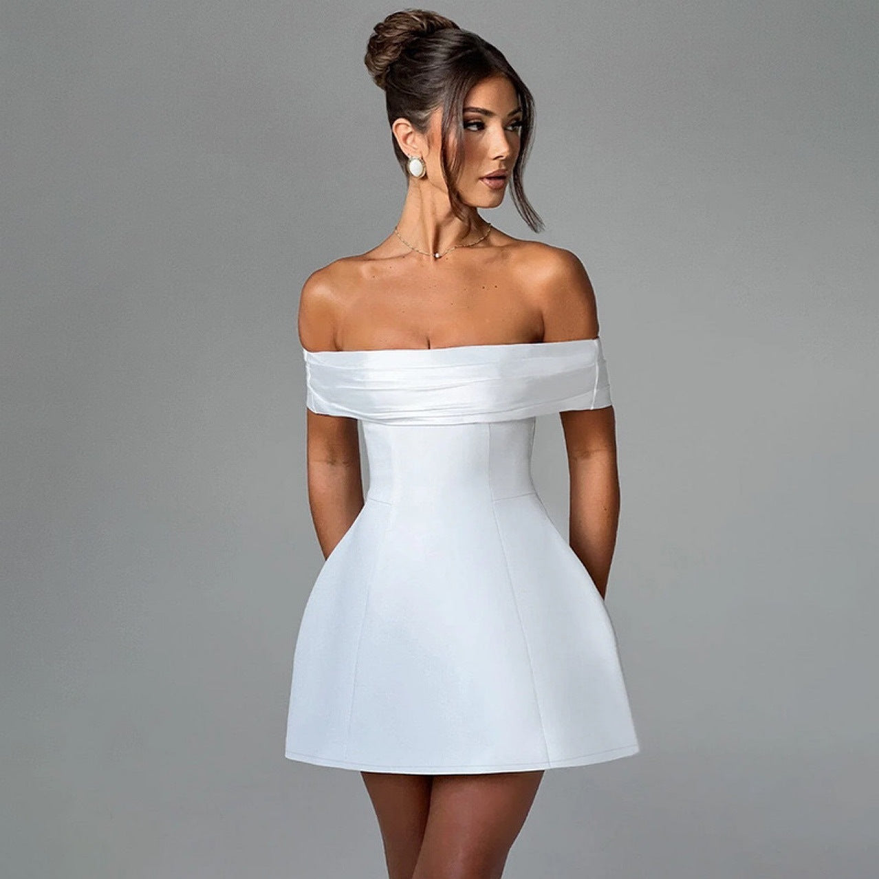 Slim-fit Off-shoulder Contrast dress